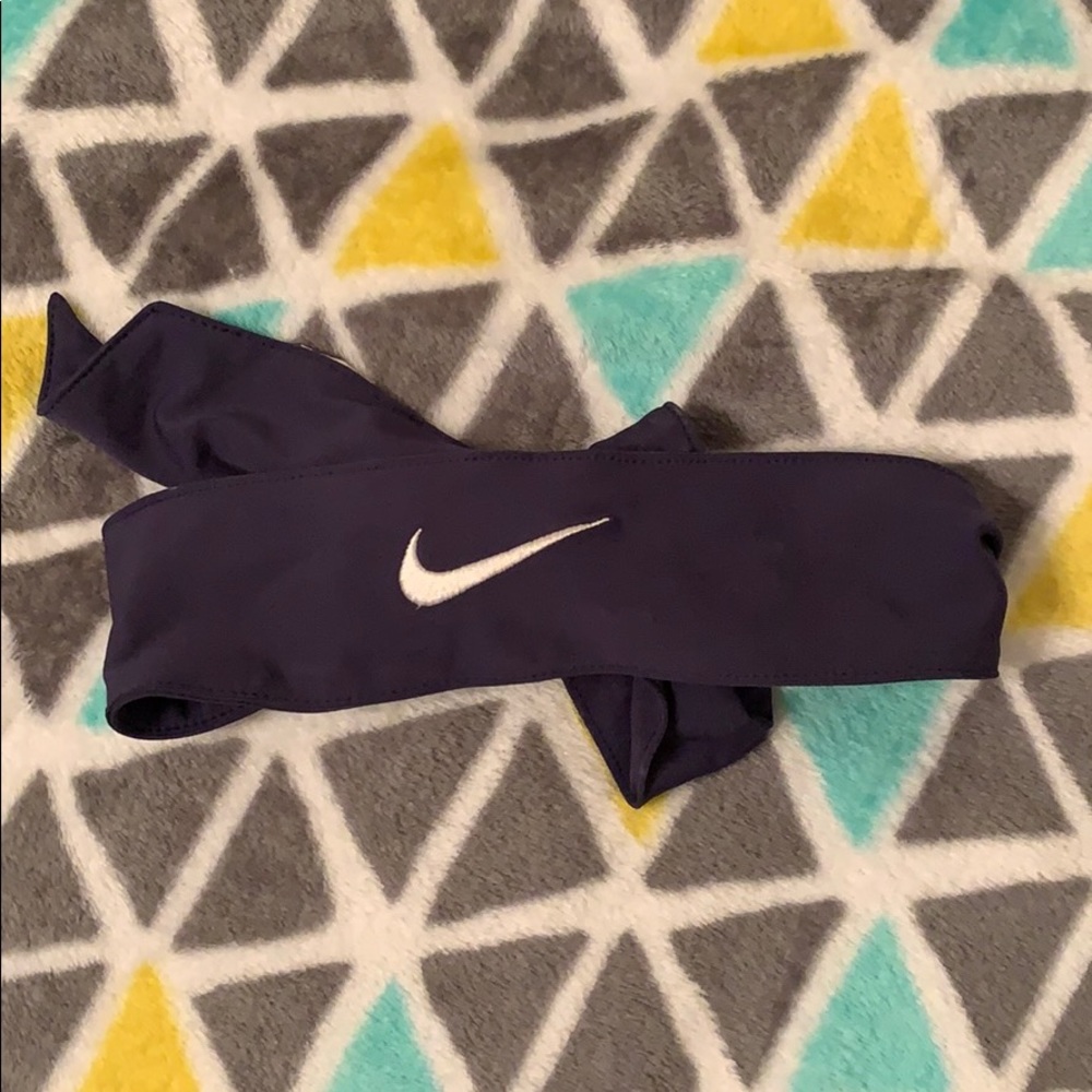 Nike headband!
